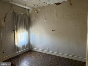 2136 N 21st Street, Philadelphia PA 19121