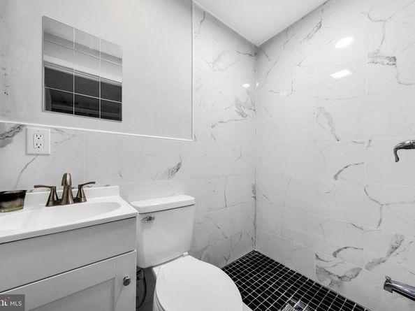 506 Hampden Road, Upper Darby PA 19082