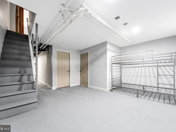 506 Hampden Road, Upper Darby PA 19082