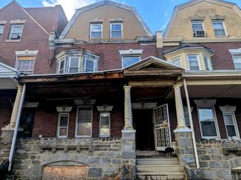 2819 W Somerset Street