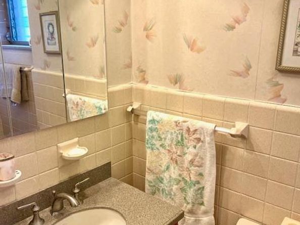 2650 S Colorado Street, Philadelphia PA 19145