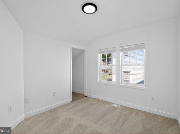 2901 King Place NE, Washington DC 20018