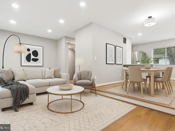 11817 Coopers Court, Reston VA 20191