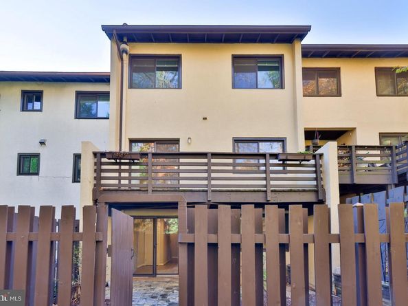 11817 Coopers Court, Reston VA 20191