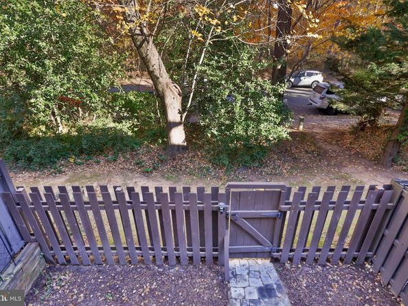 11817 Coopers Court, Reston VA 20191