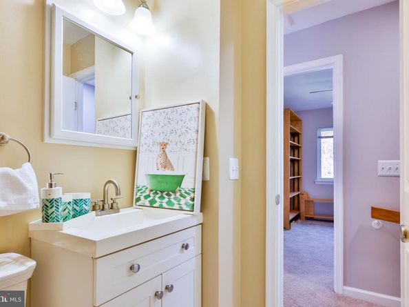 11817 Coopers Court, Reston VA 20191