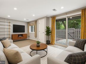 11817 Coopers Court, Reston VA 20191