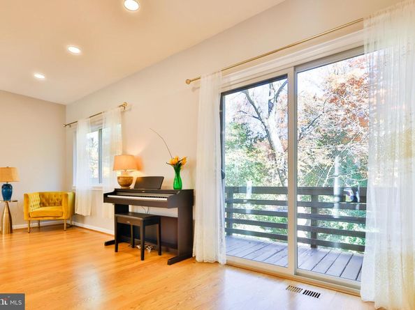 11817 Coopers Court, Reston VA 20191