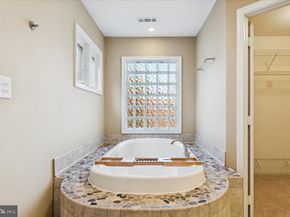 13222 Stable Brook Way, Herndon VA 20171