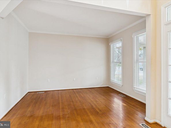 13222 Stable Brook Way, Herndon VA 20171