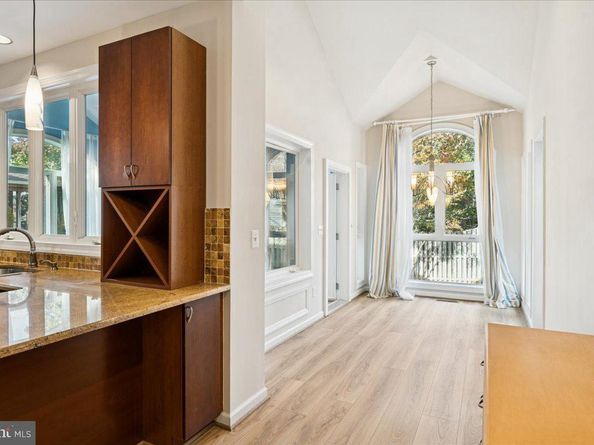 13222 Stable Brook Way, Herndon VA 20171