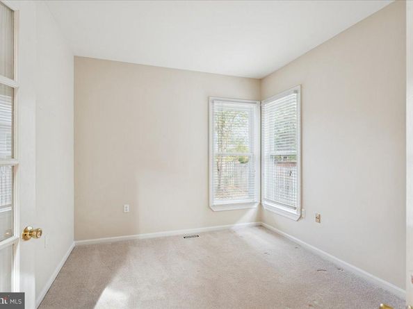 13222 Stable Brook Way, Herndon VA 20171