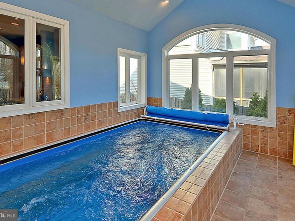 13222 Stable Brook Way, Herndon VA 20171