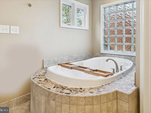 13222 Stable Brook Way, Herndon VA 20171