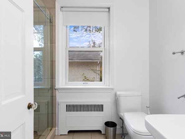 1603 Hillcrest Road, Glenside PA 19038