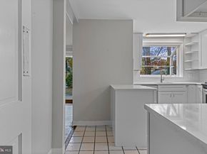 1603 Hillcrest Road, Glenside PA 19038