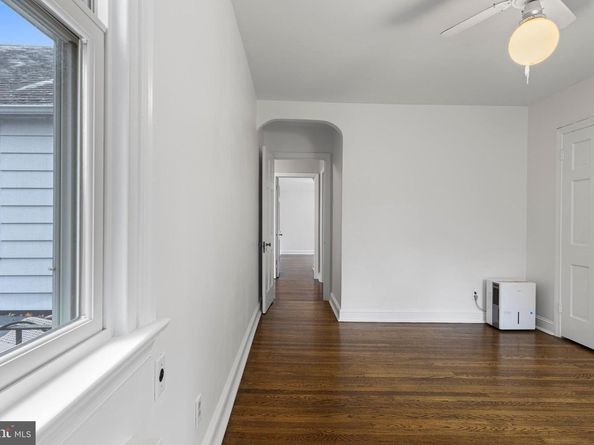 1603 Hillcrest Road, Glenside PA 19038