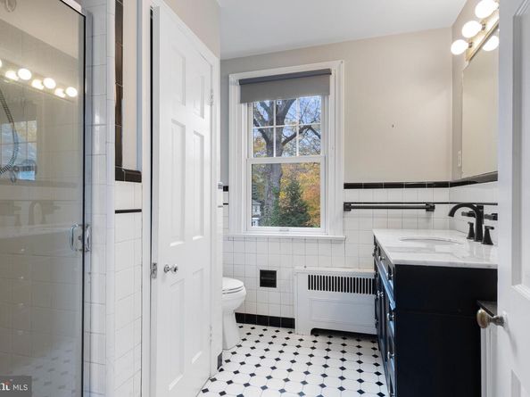 1603 Hillcrest Road, Glenside PA 19038