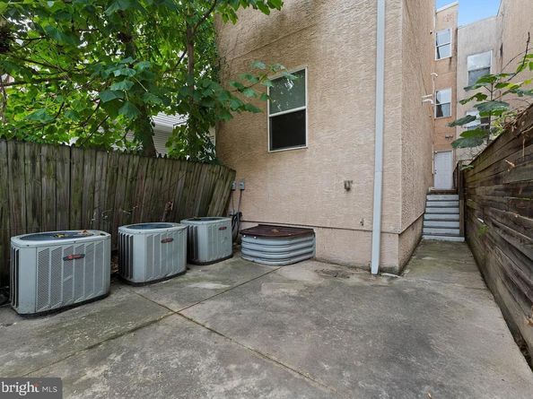 1813 N 18TH Street, Philadelphia PA 19121