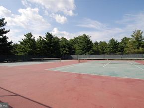 7401 Westlake Terrace 506, Bethesda MD 20817