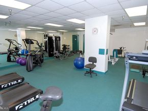 7401 Westlake Terrace 506, Bethesda MD 20817