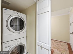 1600 N Oak Street 318, Arlington VA 22209