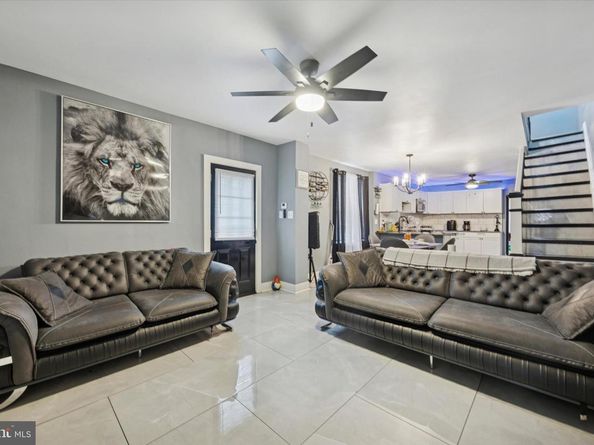 1212 Leiper Street, Crum Lynne PA 19022