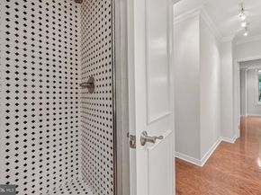 4100 Cathedral Avenue NW 406, Washington DC 20016