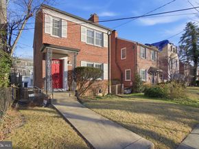 5331 42nd Place NW, Washington DC 20015