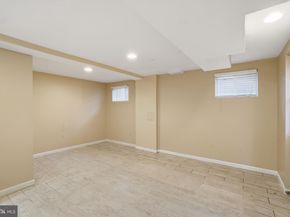 5331 42nd Place NW, Washington DC 20015