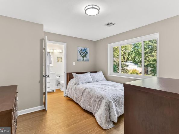 3445 Upside Court, Falls Church VA 22042