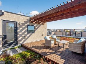 7019 Pipers Glen Way, Philadelphia PA 19119