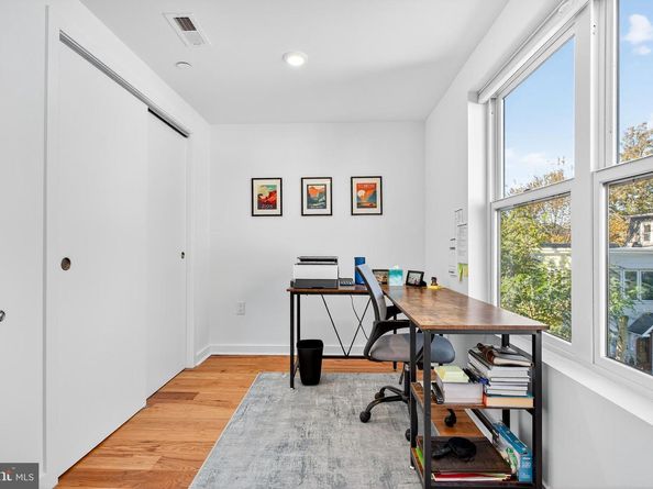 7019 Pipers Glen Way, Philadelphia PA 19119