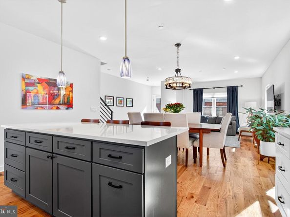 7019 Pipers Glen Way, Philadelphia PA 19119