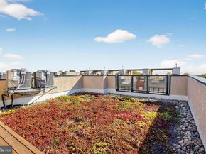 7019 Pipers Glen Way, Philadelphia PA 19119