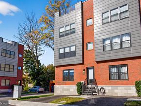 7019 Pipers Glen Way, Philadelphia PA 19119