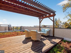 7019 Pipers Glen Way, Philadelphia PA 19119