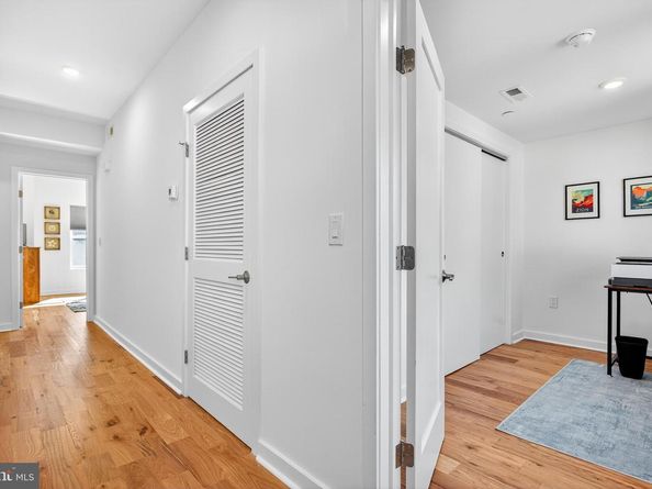 7019 Pipers Glen Way, Philadelphia PA 19119