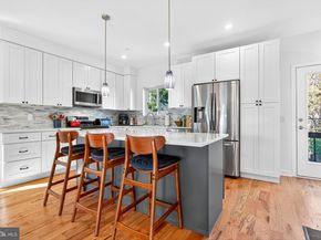 7019 Pipers Glen Way, Philadelphia PA 19119