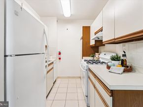 3601 Wisconsin Avenue NW 111, Washington DC 20016