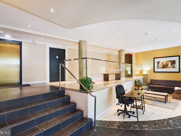 3601 Wisconsin Avenue NW 111, Washington DC 20016