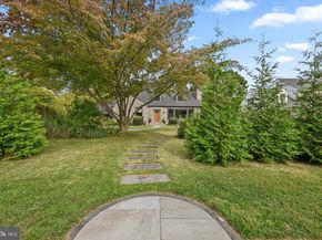 421 Parkview Drive, Wynnewood PA 19096