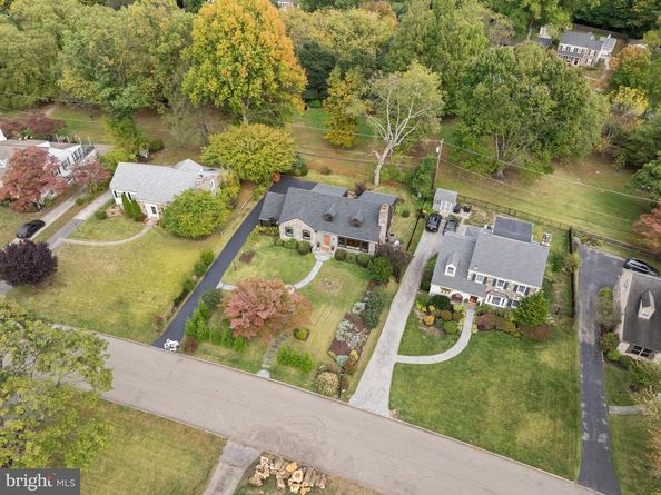 421 Parkview Drive, Wynnewood PA 19096