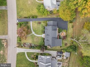 421 Parkview Drive, Wynnewood PA 19096