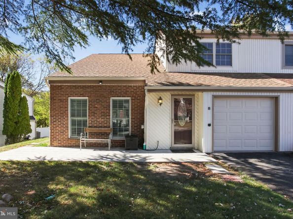 8 Barrel Stave Circle, Horsham PA 19044