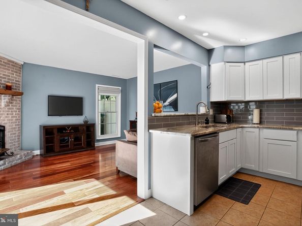 8 Barrel Stave Circle, Horsham PA 19044