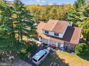 8 Barrel Stave Circle, Horsham PA 19044