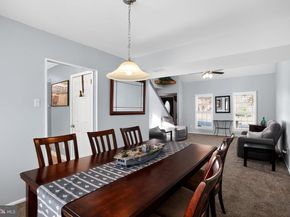 8 Barrel Stave Circle, Horsham PA 19044