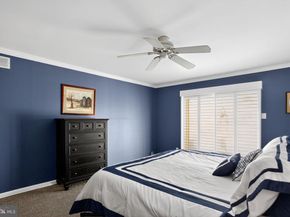 8 Barrel Stave Circle, Horsham PA 19044