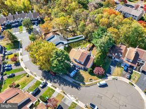 8 Barrel Stave Circle, Horsham PA 19044